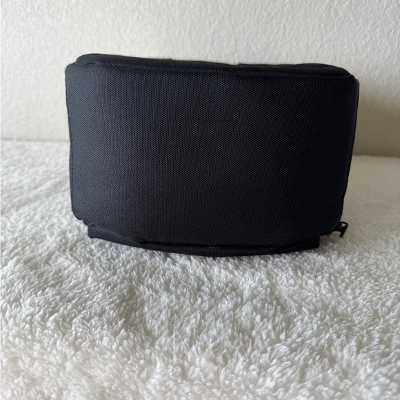 Black Nike Multi Zip JDI Fuel Pack Lunch Box - Picture 4 of 10